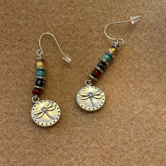 Beautiful pair of Dragonfly Earrings! BN - Picture 2 of 2